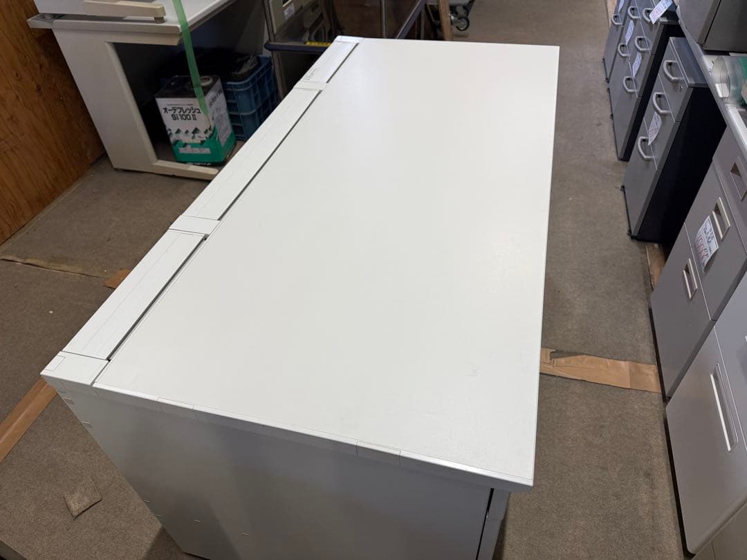 美品　在庫6台 コクヨ　両袖机　デスク　幅140 奥70 高さ72cm 愛知
