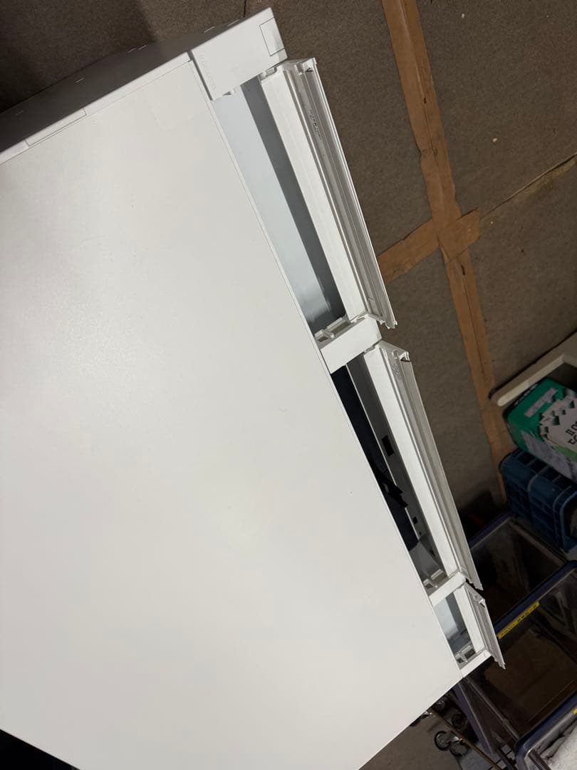 美品　在庫6台 コクヨ　両袖机　デスク　幅140 奥70 高さ72cm 愛知