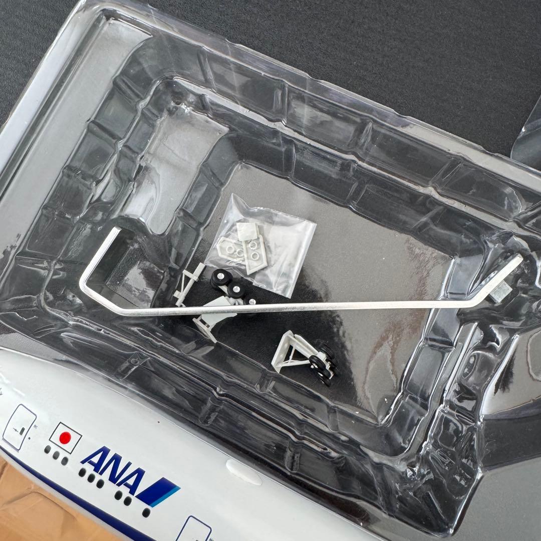 極美品】ANA Boeing 777-300ER 1/200 JA795A