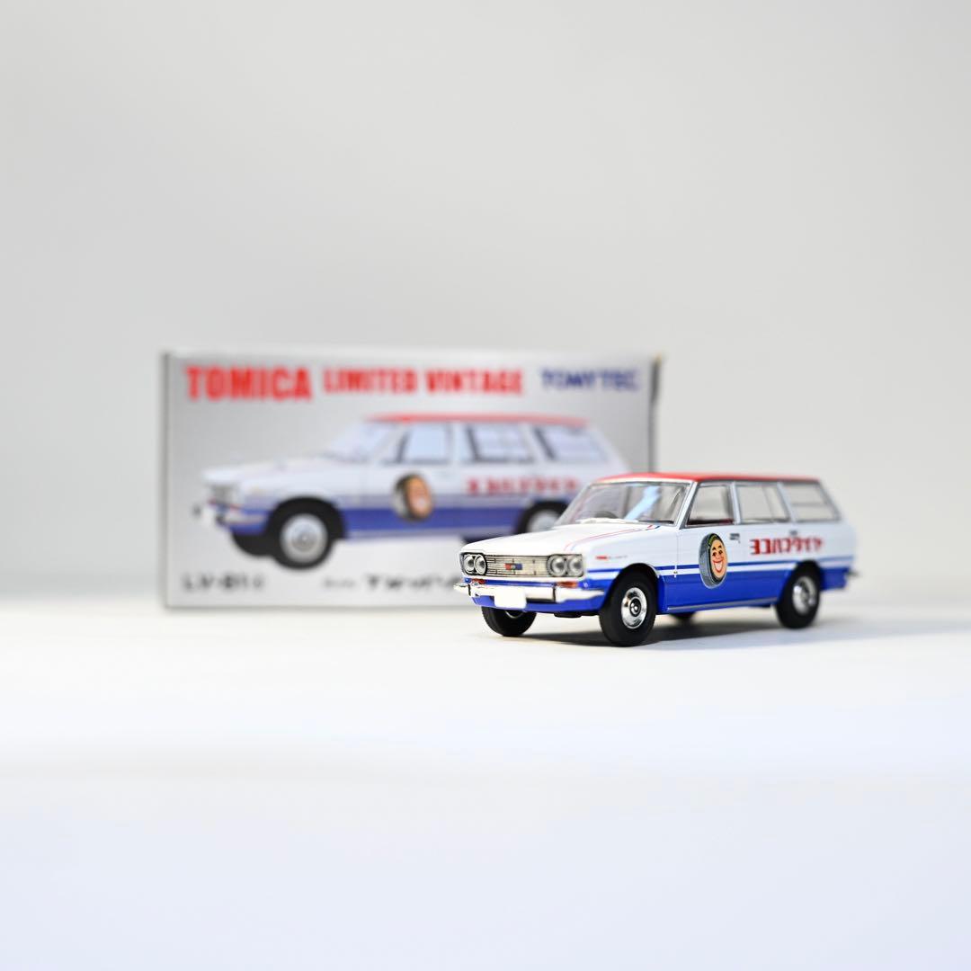 トミカリミテッドヴィンテージ ダットサン ブルーバードバン ヨコハマ