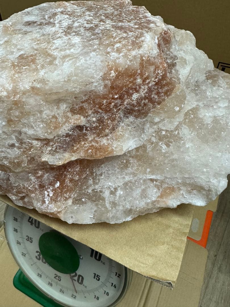 ヒルコス　helcos ヒマラヤ岩塩かたまり　21kg. 料亭　サロン　風水