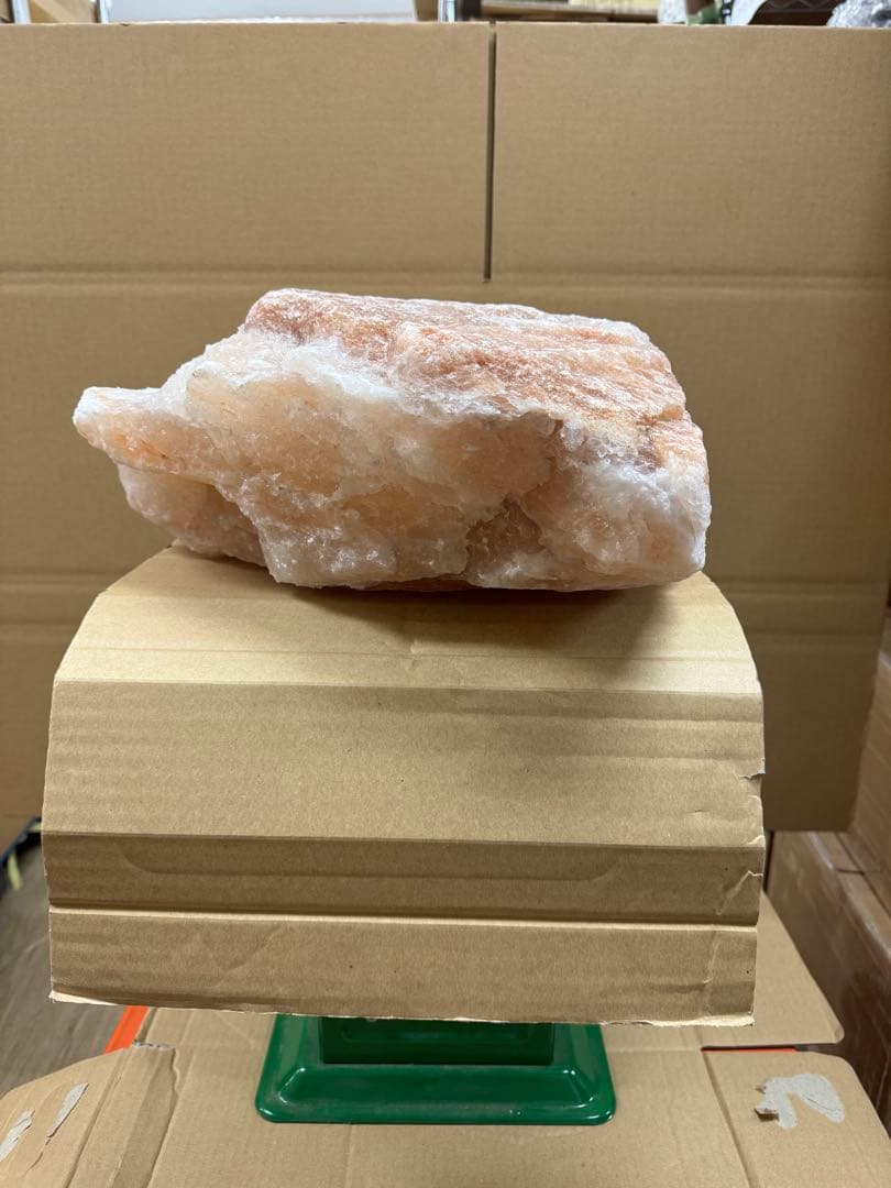 ヒルコス　helcos ヒマラヤ岩塩かたまり　21kg. 料亭　サロン　風水