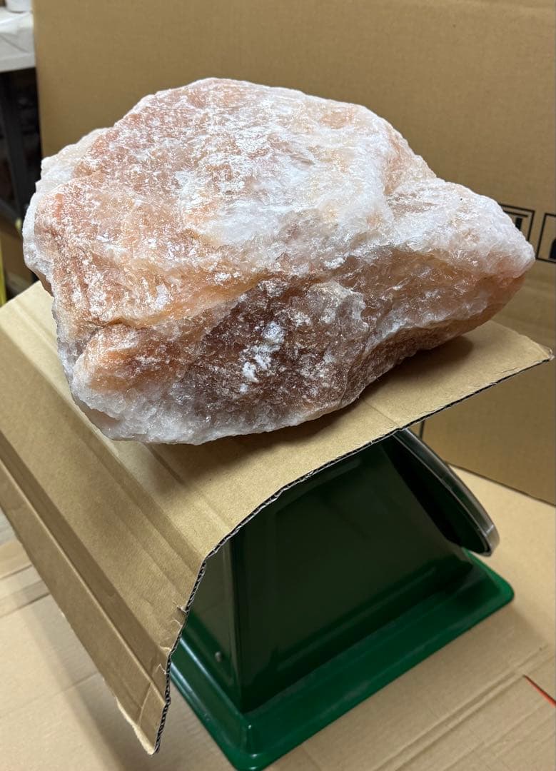 ヒルコス　helcos ヒマラヤ岩塩かたまり　21kg. 料亭　サロン　風水