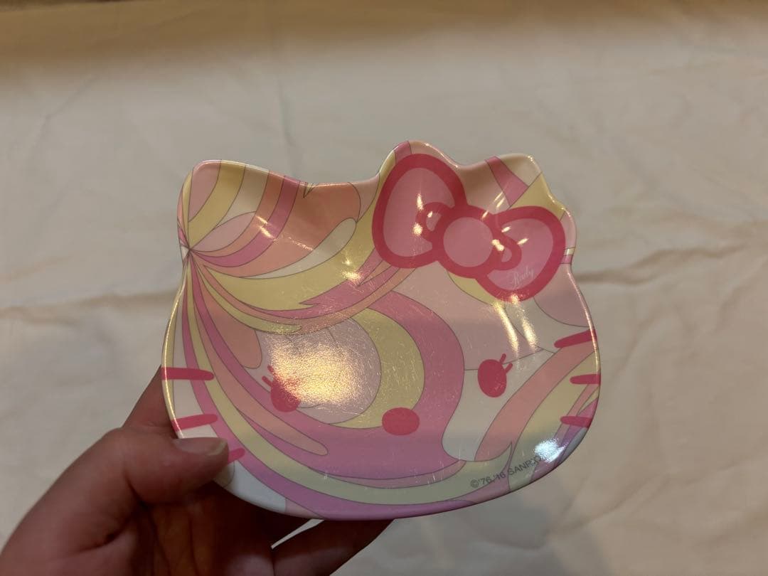 Radyハローキティお皿 4枚セット