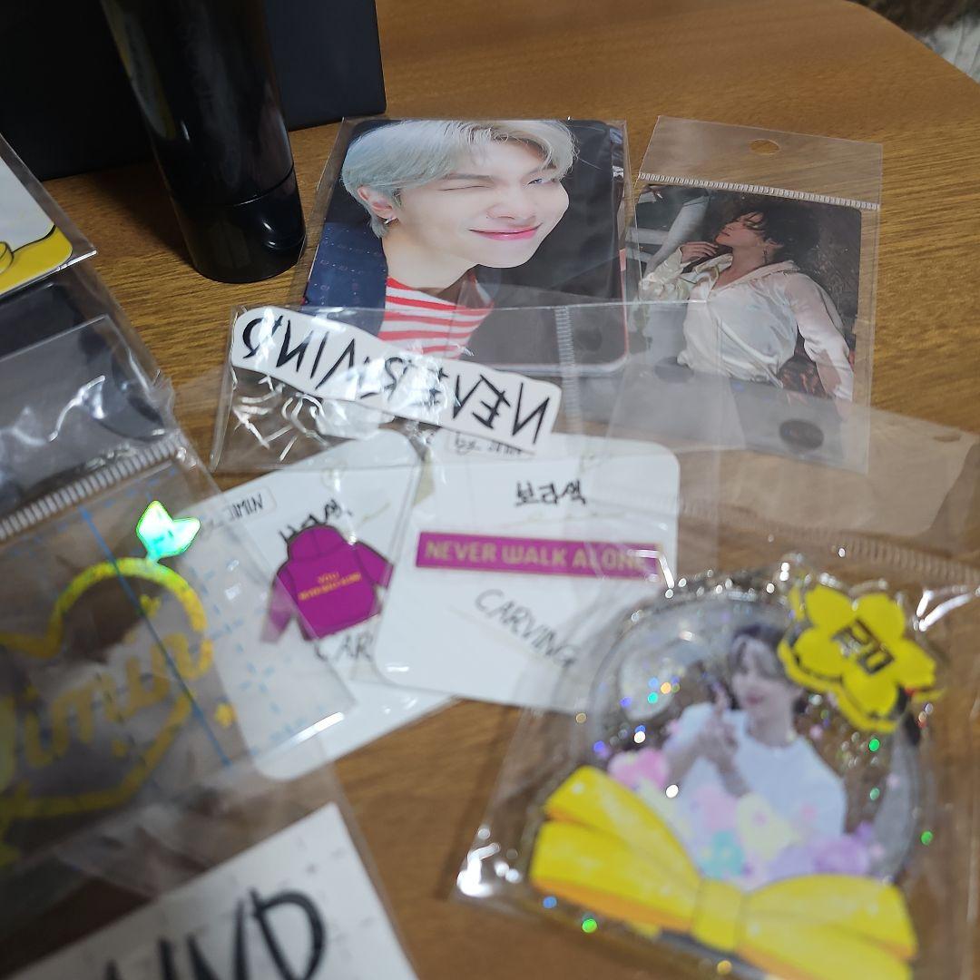 新品未使用 BTS公式 アミボム MAP OF THE SOUL - メルカリ