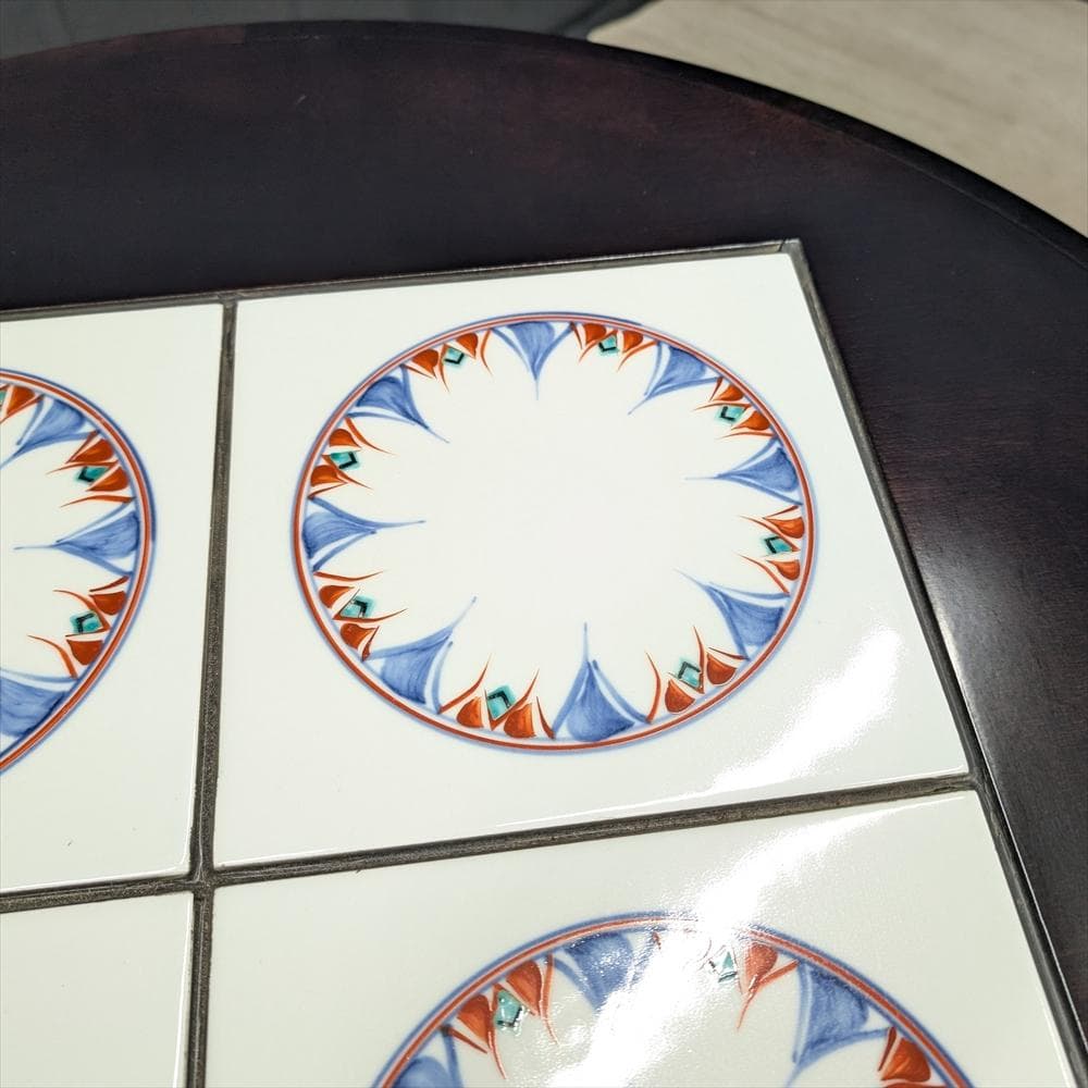 モリシゲ　メヌエット　砥部焼タイル　ラウンドテーブル　サイドテーブル　カフェ