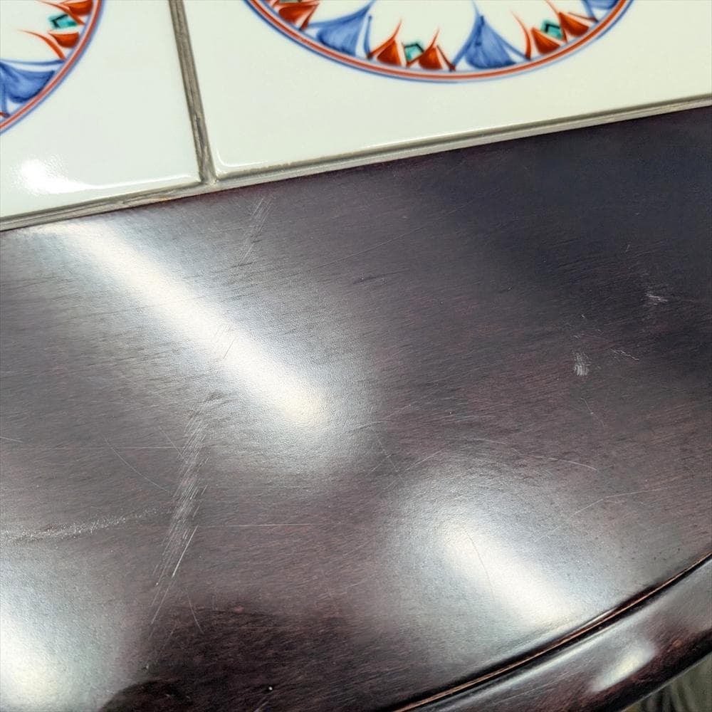 モリシゲ　メヌエット　砥部焼タイル　ラウンドテーブル　サイドテーブル　カフェ