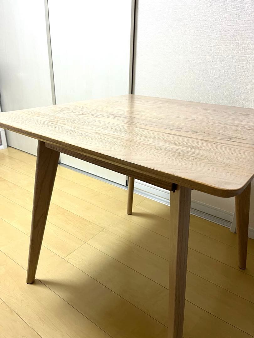 ナチュラル 木製 正方形 ダイニングテーブル