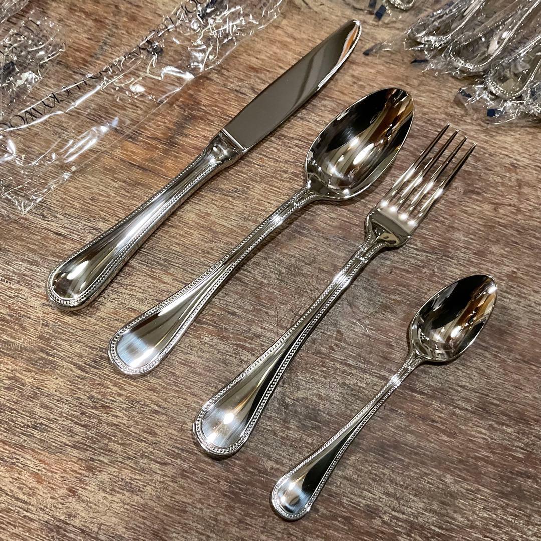 高品質！18ー10ラッキーウッド LUCKYWOOD カトラリーセット 24本