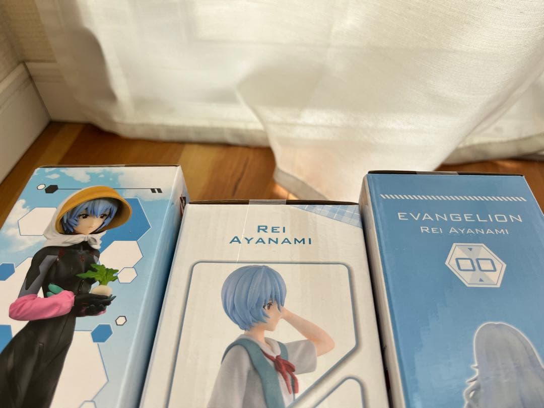 エヴァ一番くじ綾波レイ制服ロングヘアアヤナミレイ（仮称）C賞E賞