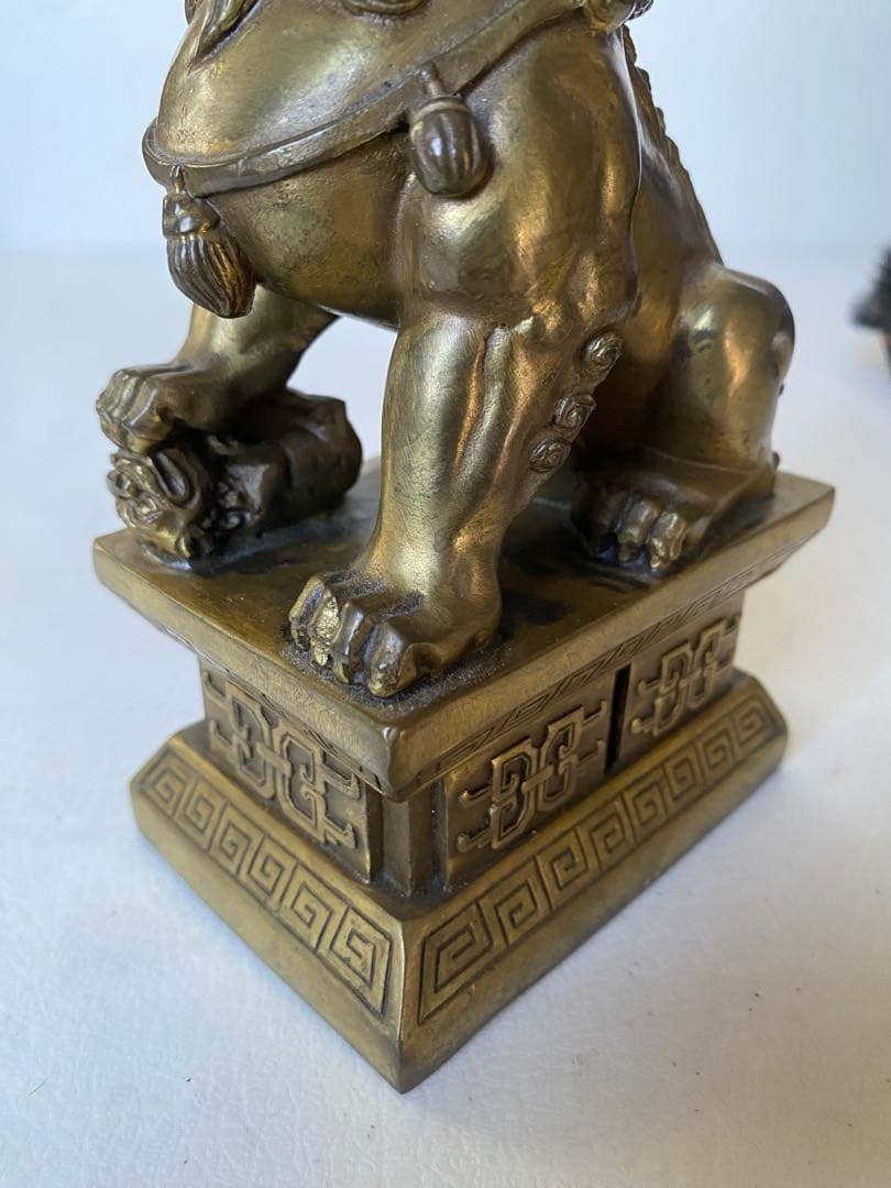 獅子　置物　銅製　風水　魔除け　金運　財運　シーサー　狛犬