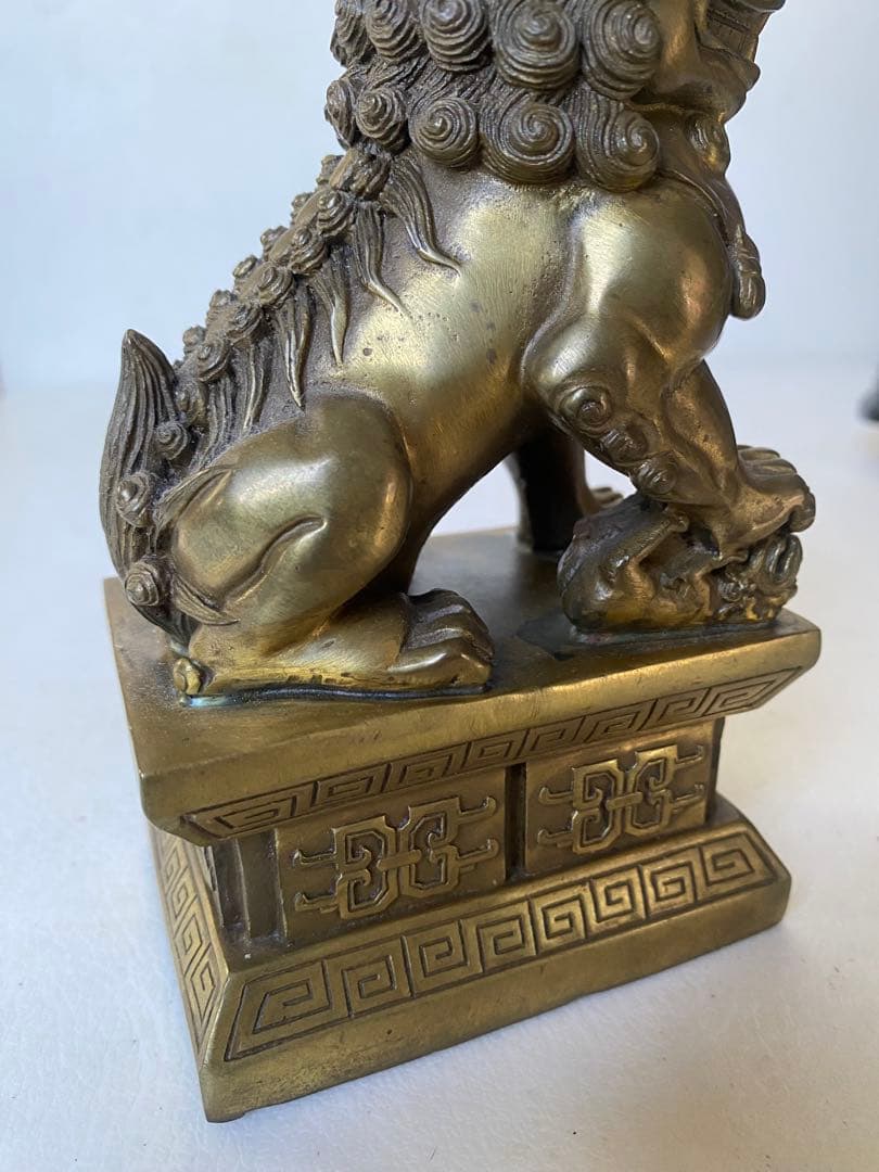 獅子　置物　銅製　風水　魔除け　金運　財運　シーサー　狛犬