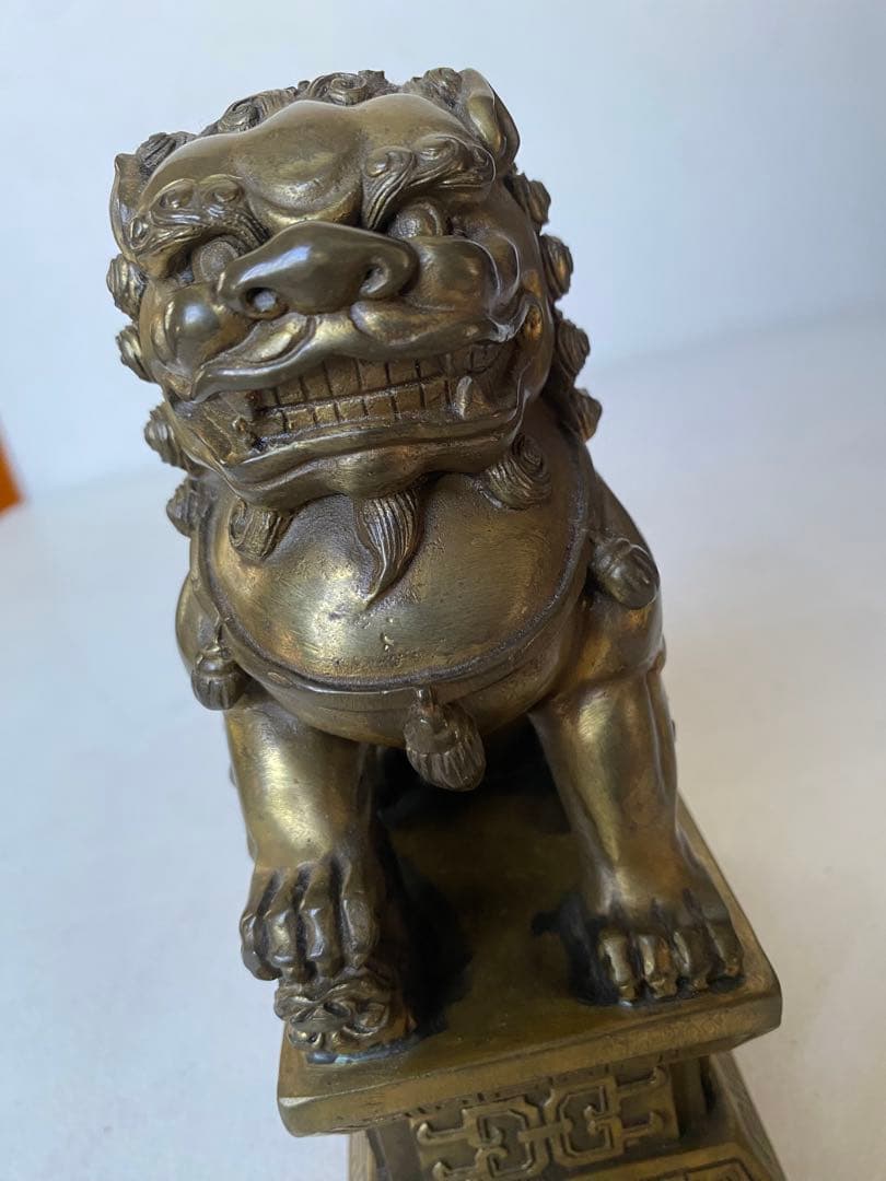 獅子　置物　銅製　風水　魔除け　金運　財運　シーサー　狛犬