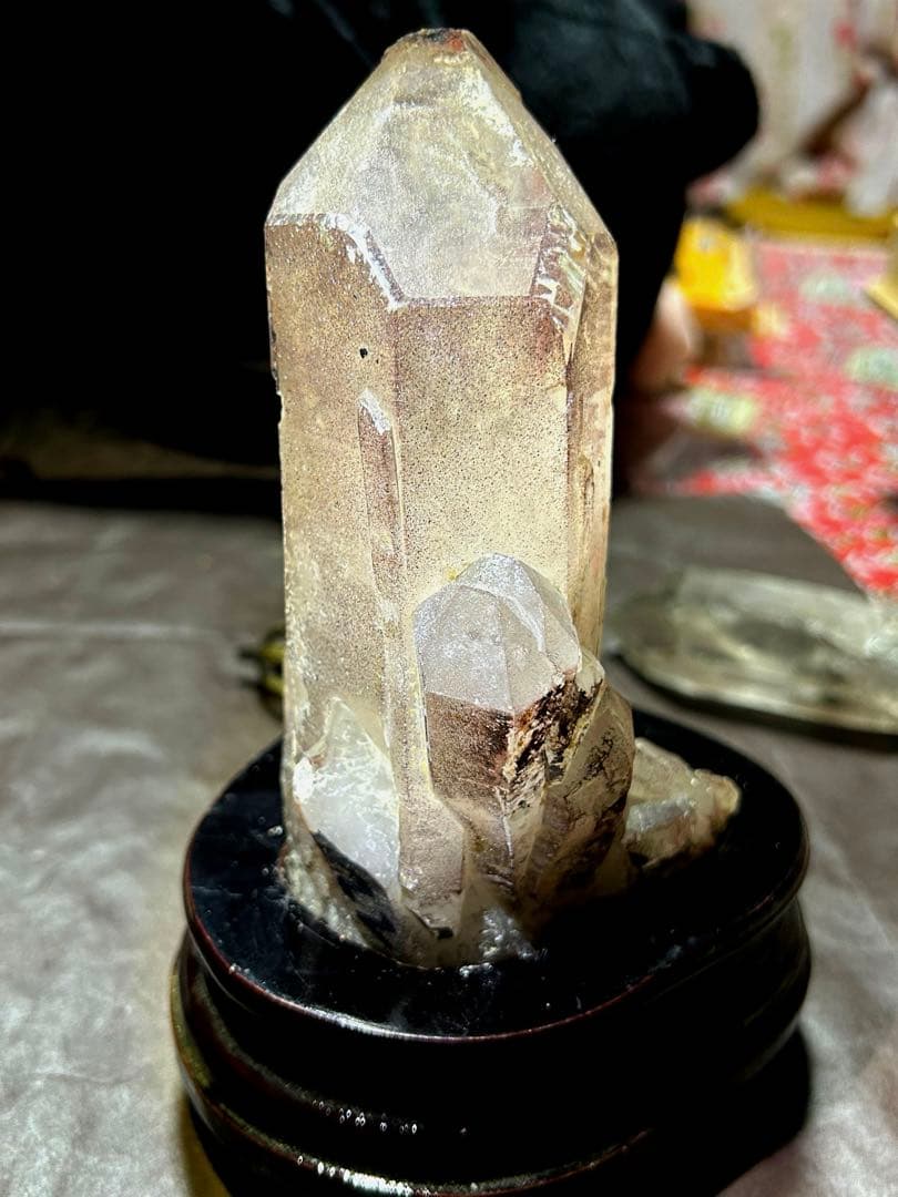 ☆最高級品！帝王秘宝！ブラック　レッド　スーパーセブン　水晶　クラスター　原石