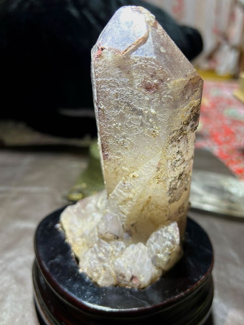 ☆最高級品！帝王秘宝！ブラック　レッド　スーパーセブン　水晶　クラスター　原石