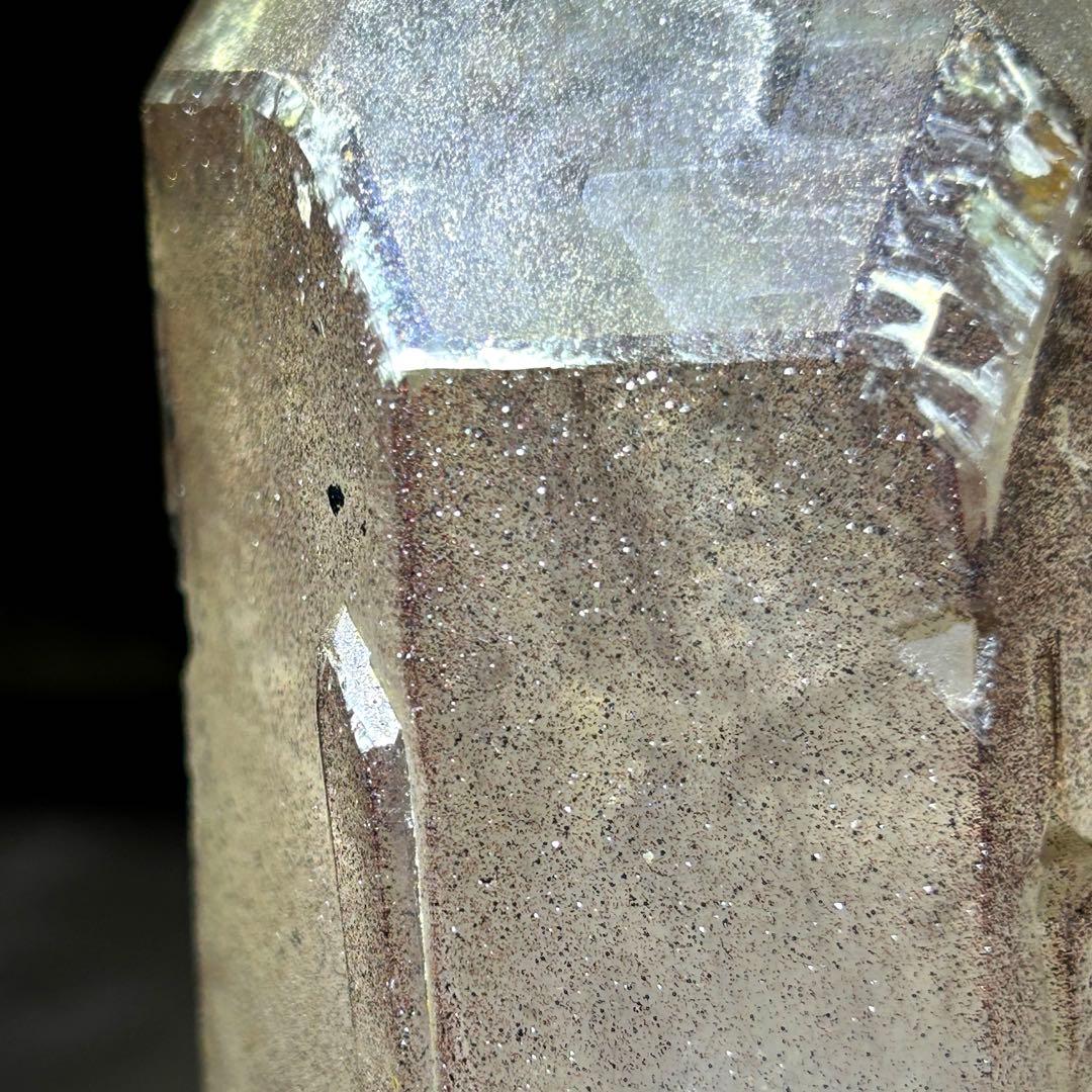 ☆最高級品！帝王秘宝！ブラック　レッド　スーパーセブン　水晶　クラスター　原石