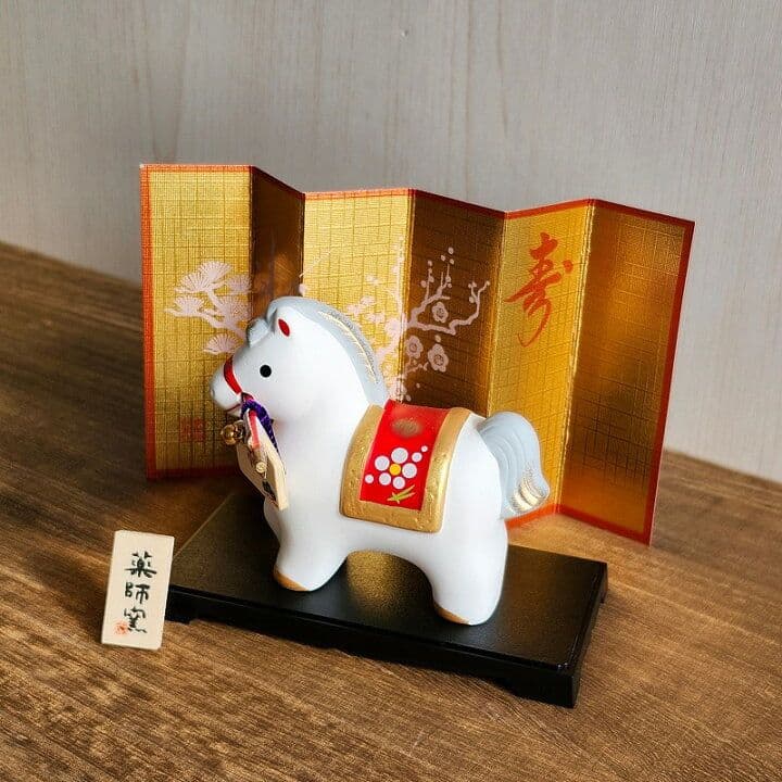 お正月飾り】午年 白馬 破魔矢★グッズ置物インテリア玄関かわいい雑貨ウマかわいい