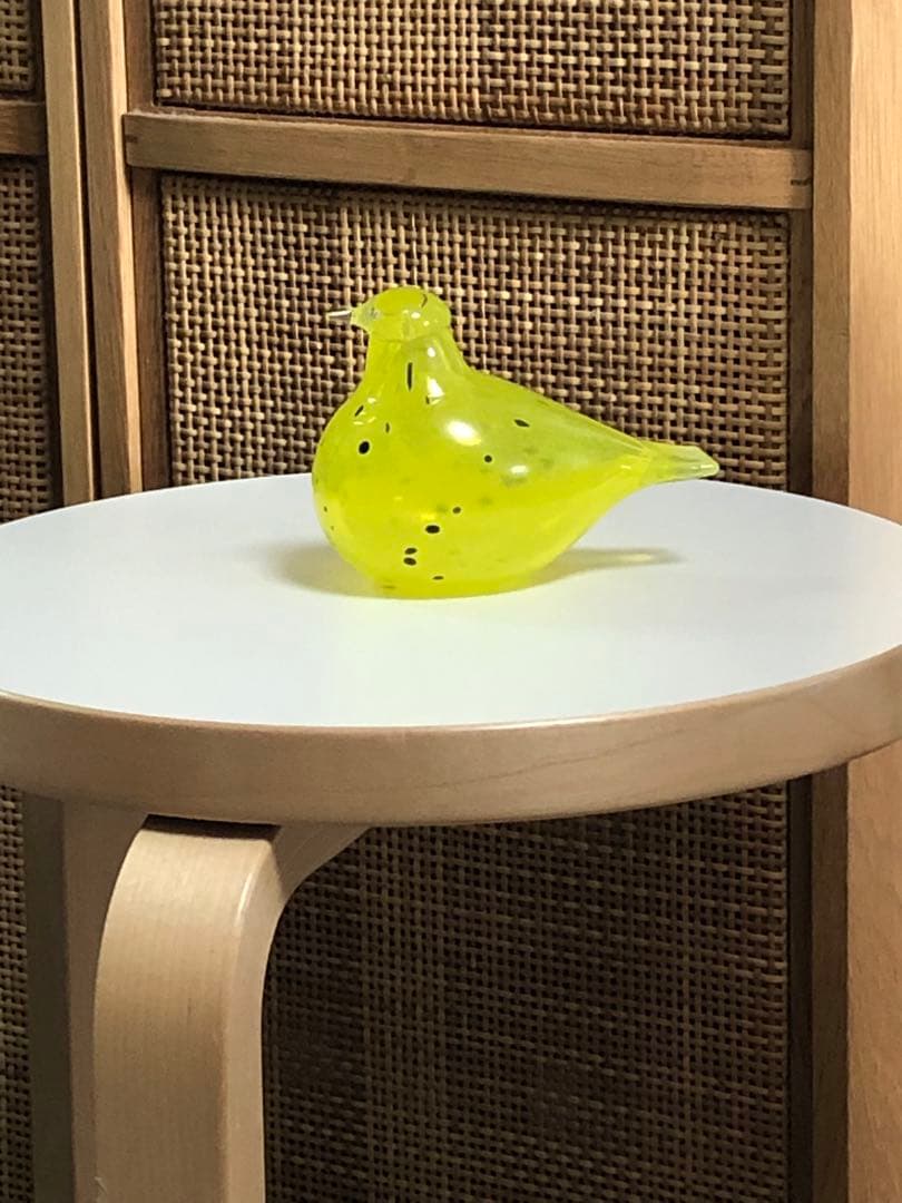 イッタラ　バード　パウダーイエロー　オイバトイッカ