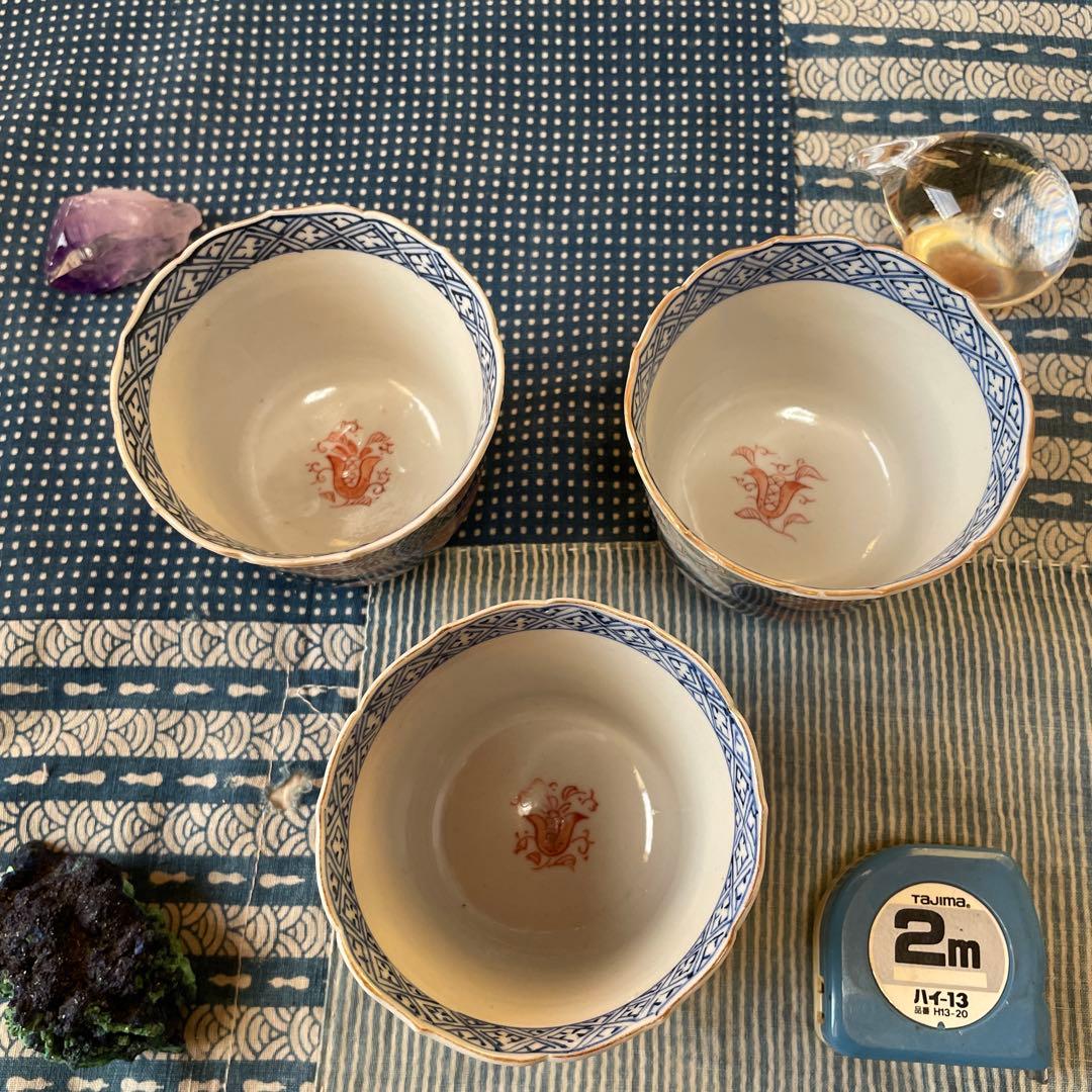 幕末明治 伊万里焼 染付 金彩 牡丹 吉祥文様 輪花型 3客組 - メルカリ