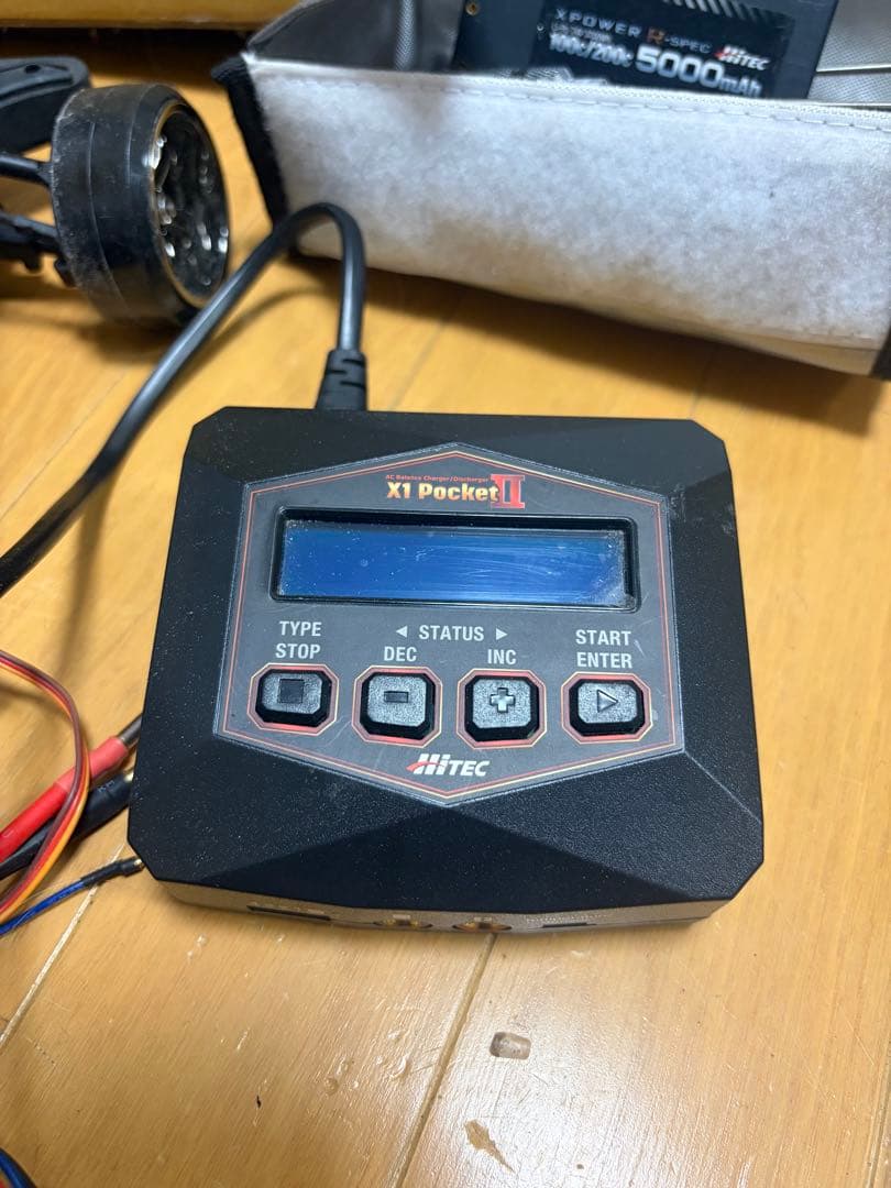 ドリフトカー 1/10 オレンジ/ブラック リモコン付き