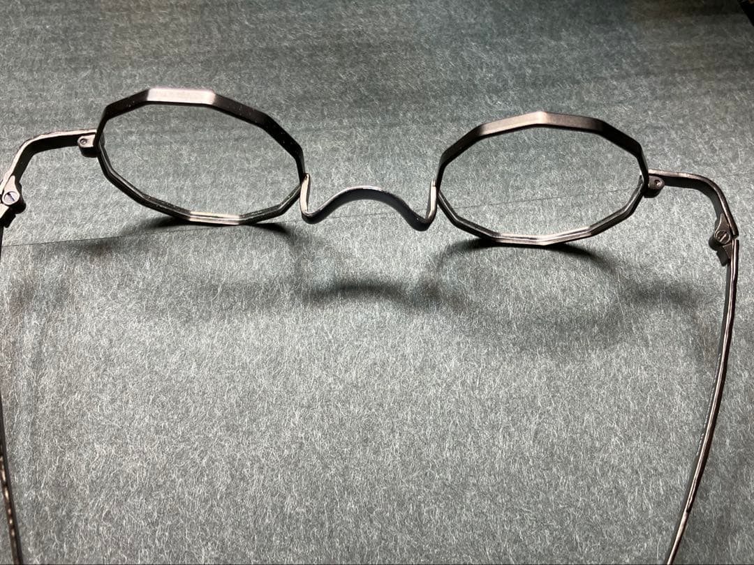 鯖江職人 ハンドメイド眼鏡 叩き出しフレーム 12角形