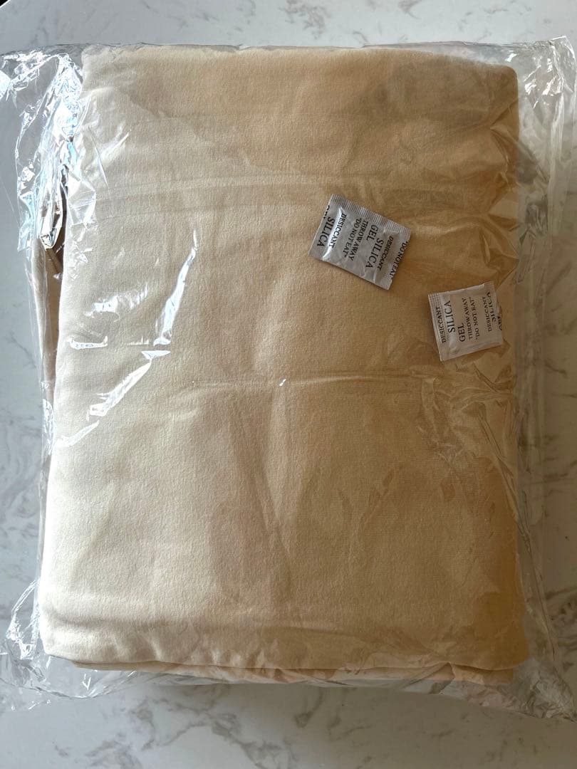 【新品】Yogibo ヨギボー　ダブルプレミアム　カバー　クリームホワイト