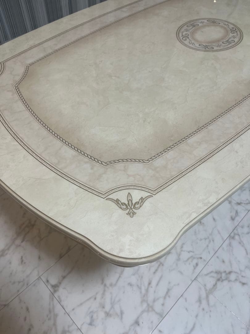 サルタレッリ Saltarelli ローテーブル