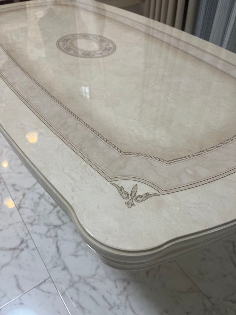 サルタレッリ Saltarelli ローテーブル