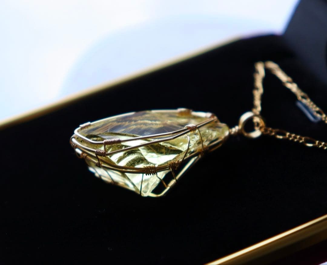 アンダラクリスタルワイヤージュエリーネックレス✧セレスチャル