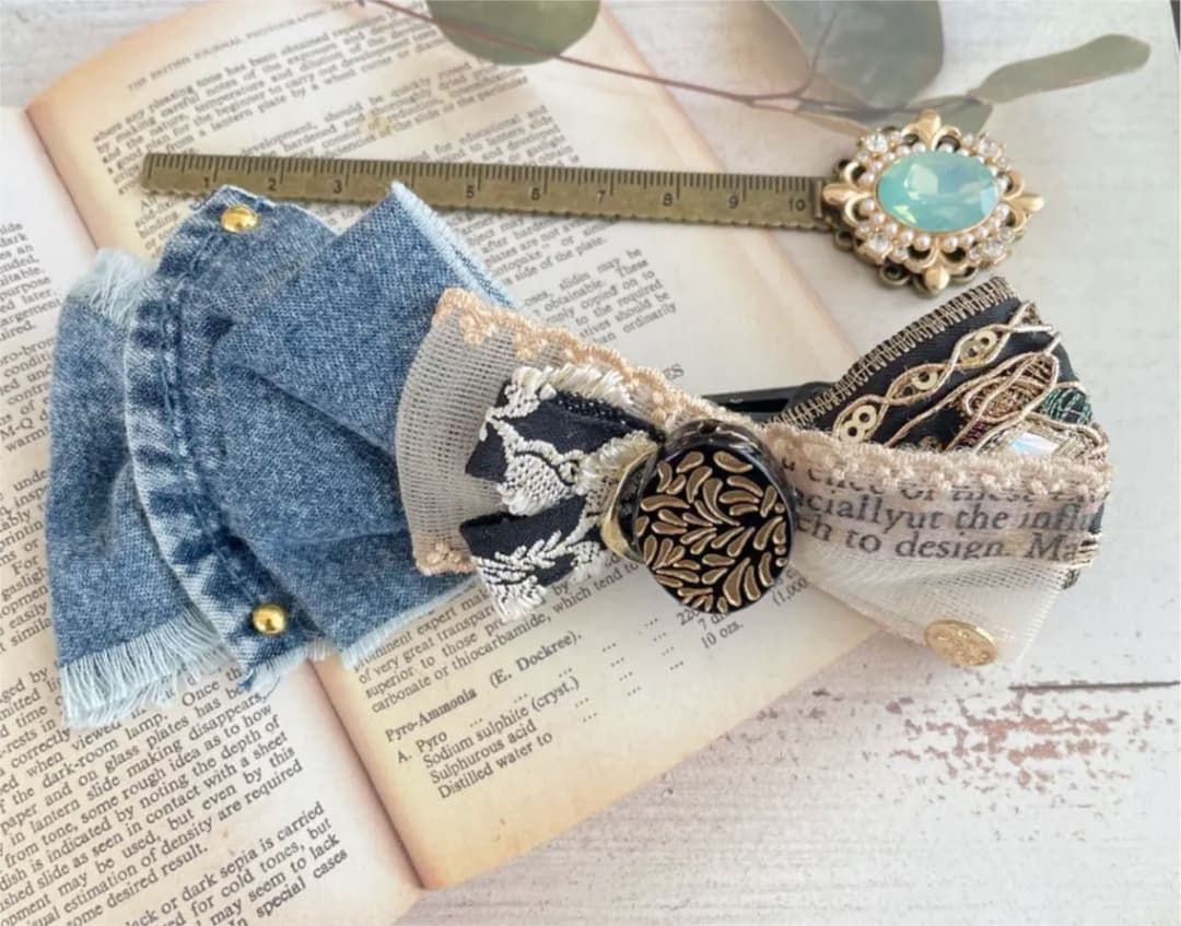 no.117 新作✩.*˚デニム×モダン柄しっかり留まるくちばしクリップ✩.＊・