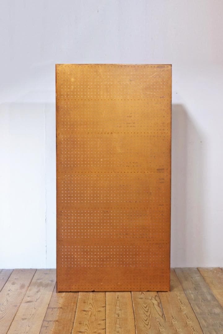 レトロ 本棚 ラック ディスプレイ 飾り棚 食器棚 収納 ラワン材 ペグボード