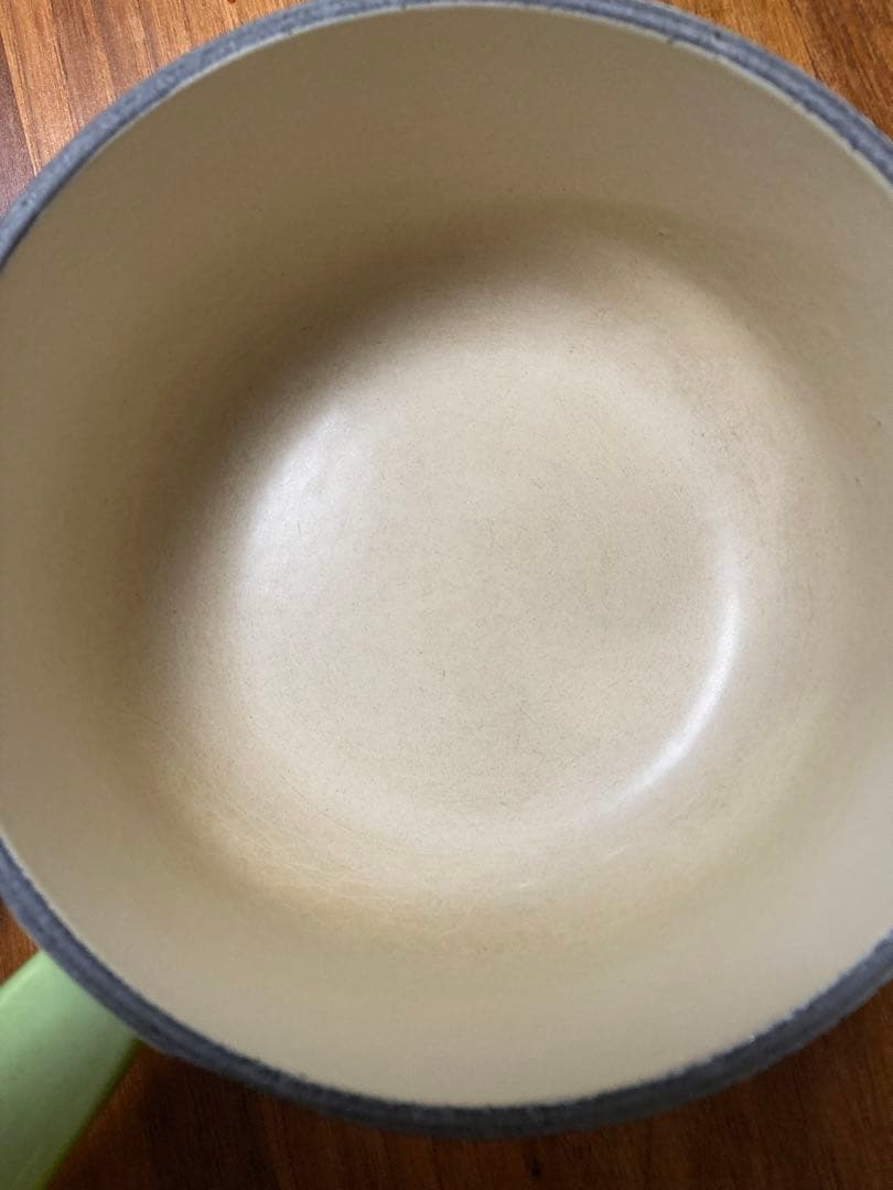 LE CREUSET 緑色ミルクパン