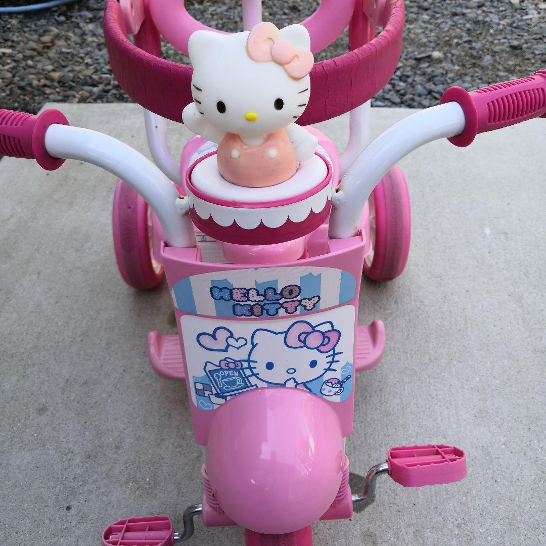 ハローキティ三輪車 - メルカリ