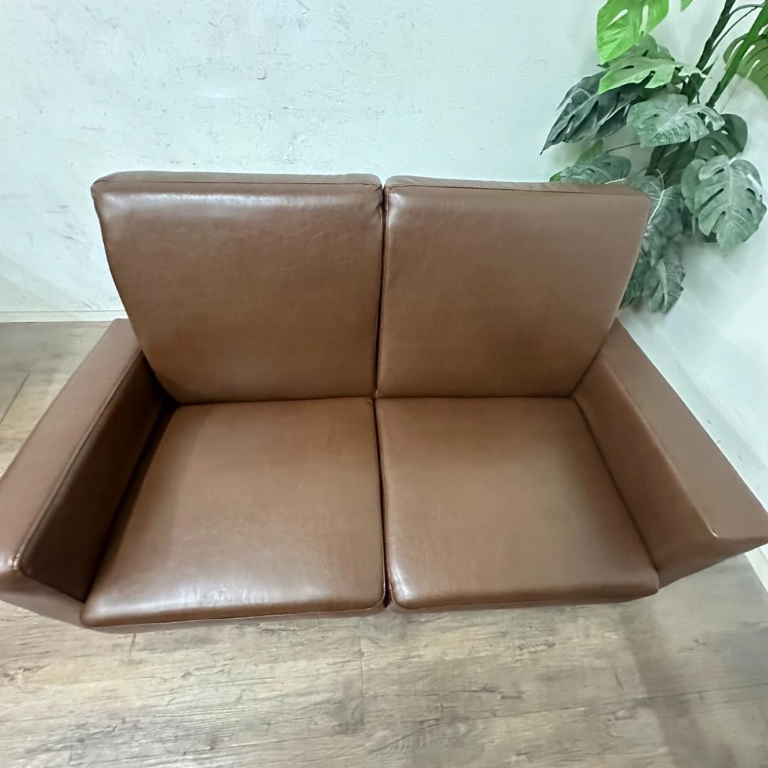 【新品・未使用】　　ソファ　リッツ-2P　　二人掛け　訳あり