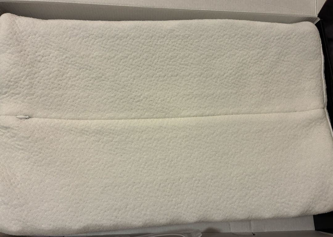 【美品】ヒツジのいらない枕 (至極) 専用カバー&夏用カバー　つき 箱あり