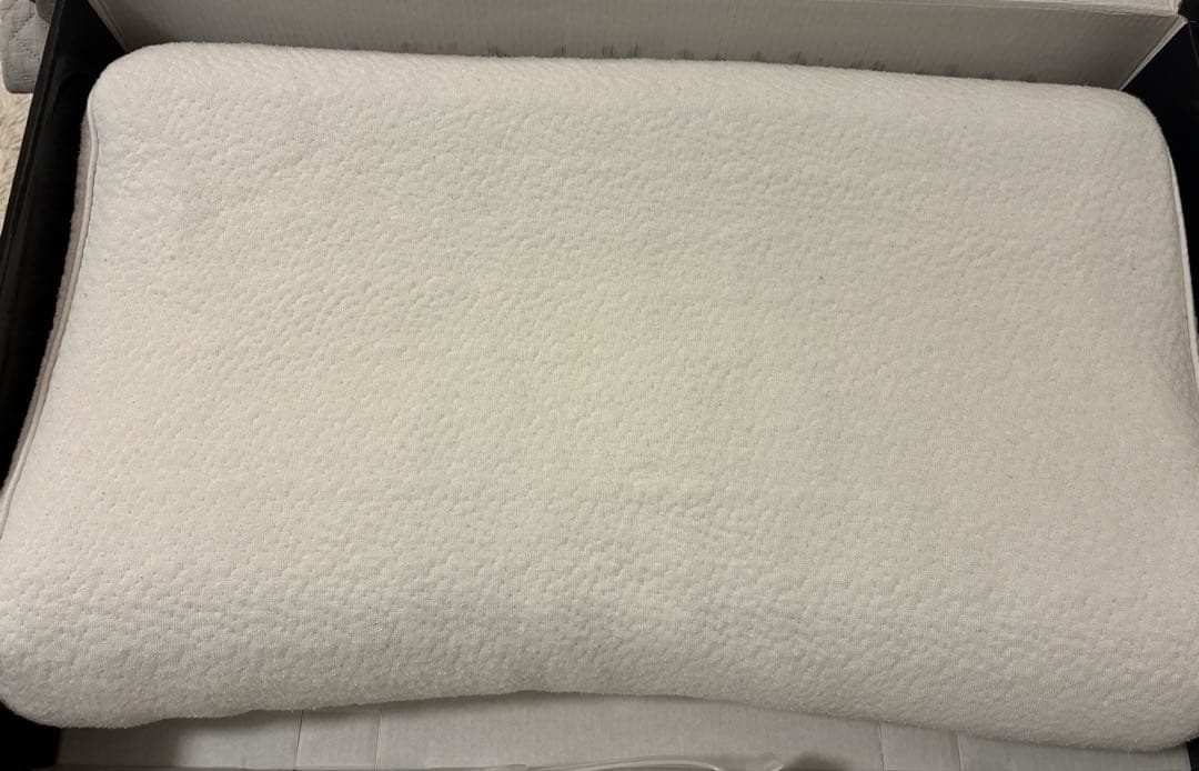 【美品】ヒツジのいらない枕 (至極) 専用カバー&夏用カバー　つき 箱あり