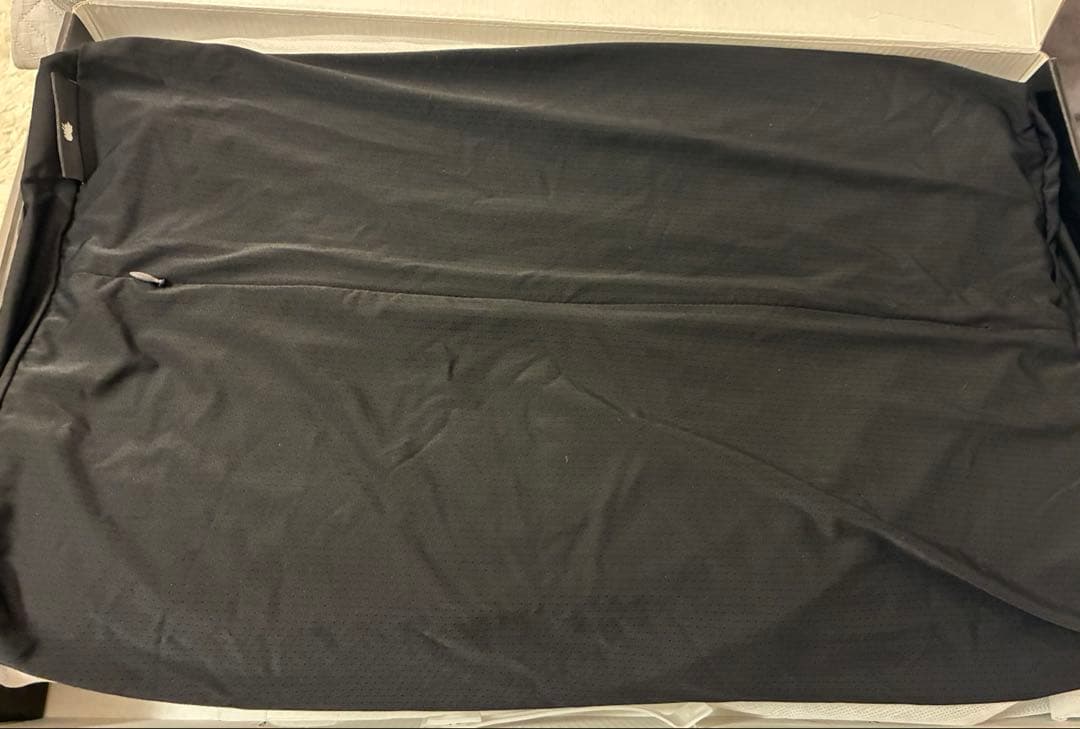 【美品】ヒツジのいらない枕 (至極) 専用カバー&夏用カバー　つき 箱あり