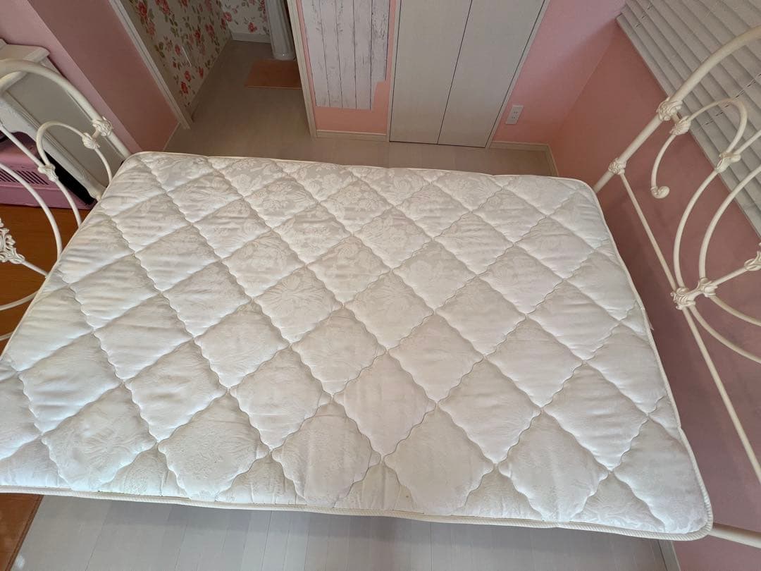 LAURA ASHLEY セミダブルベッドフレーム&マットレスM