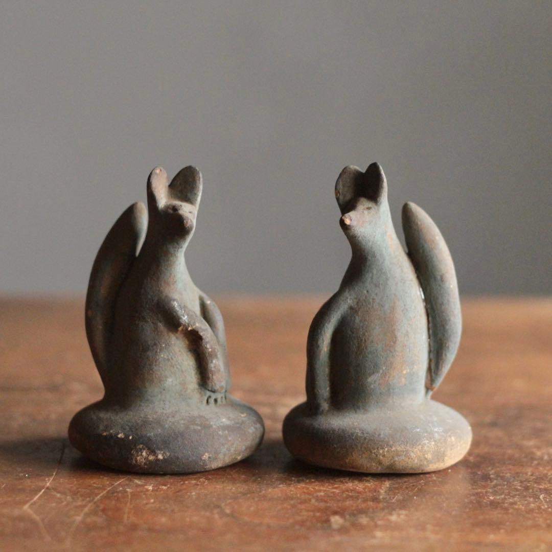 古い 土人形 お稲荷さん 一対 御狐様 民芸 民間信仰 古道具 オブジェ