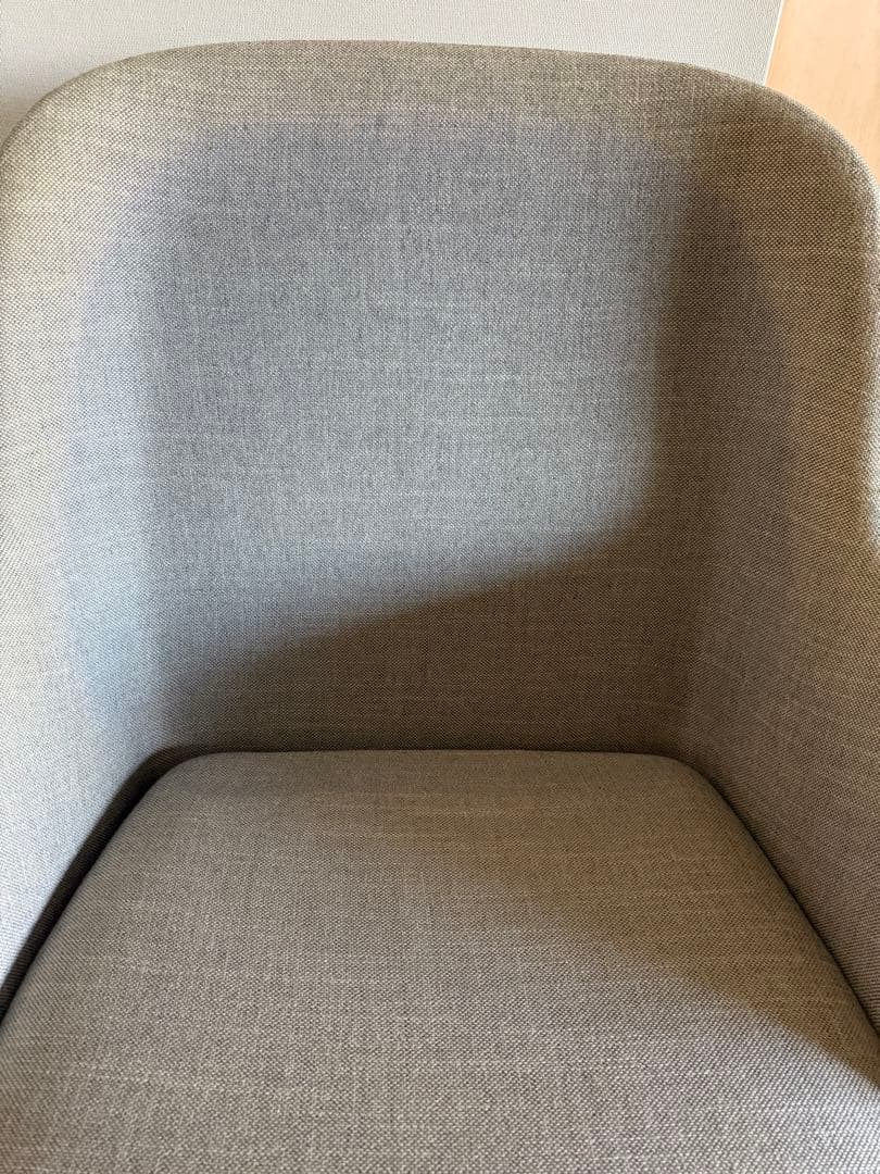 フリッツ・ハンセン JH4 FRI 1人掛けソファ ハイメ・アジョン