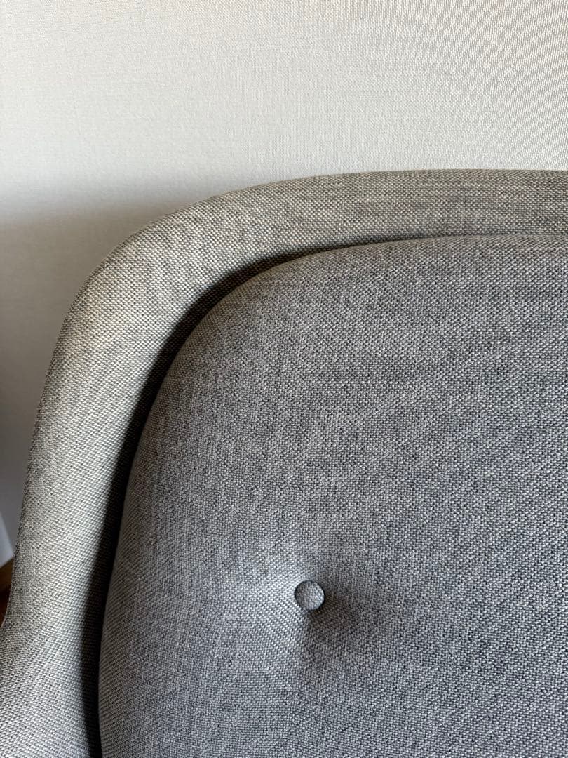 フリッツ・ハンセン JH4 FRI 1人掛けソファ ハイメ・アジョン