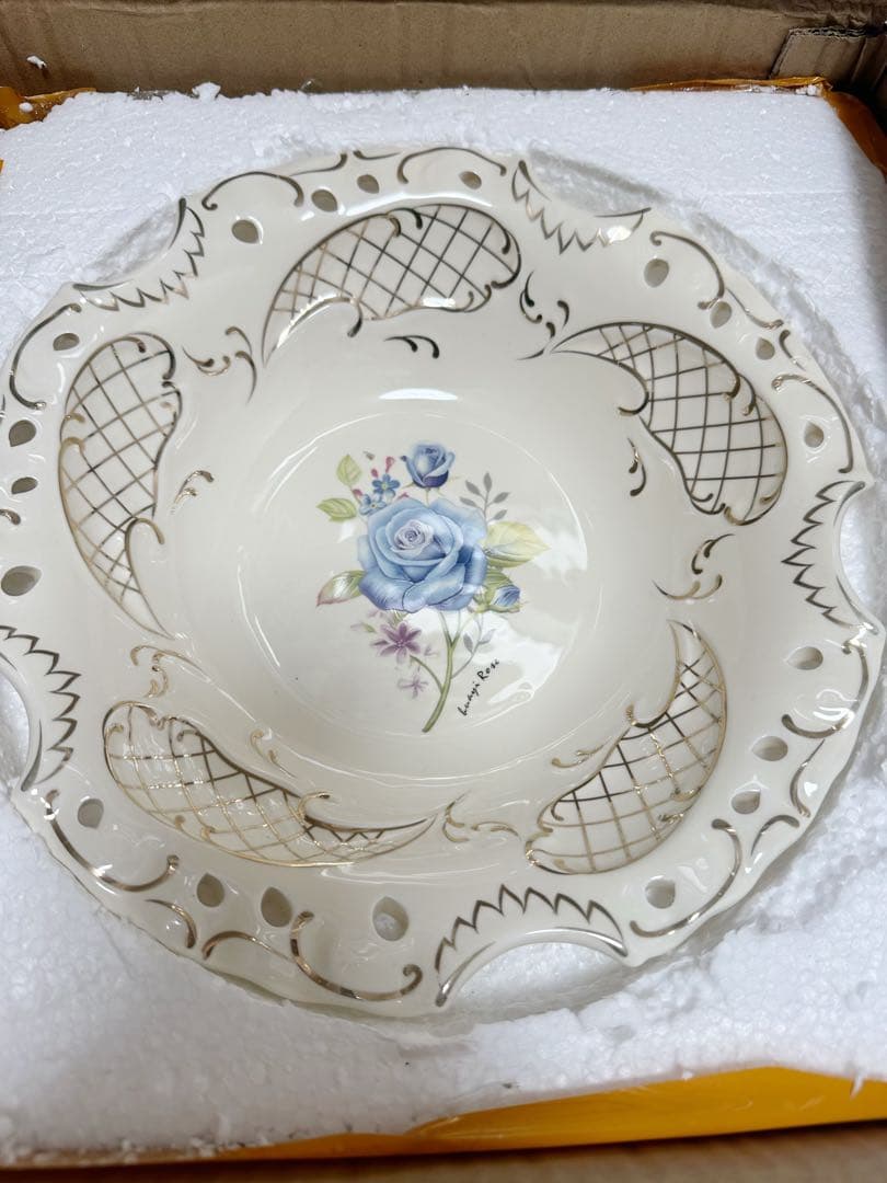 高級果物皿　盛り皿 お菓子皿、フルーツプレート 花柄豪華〜果物カゴ お菓子鉢