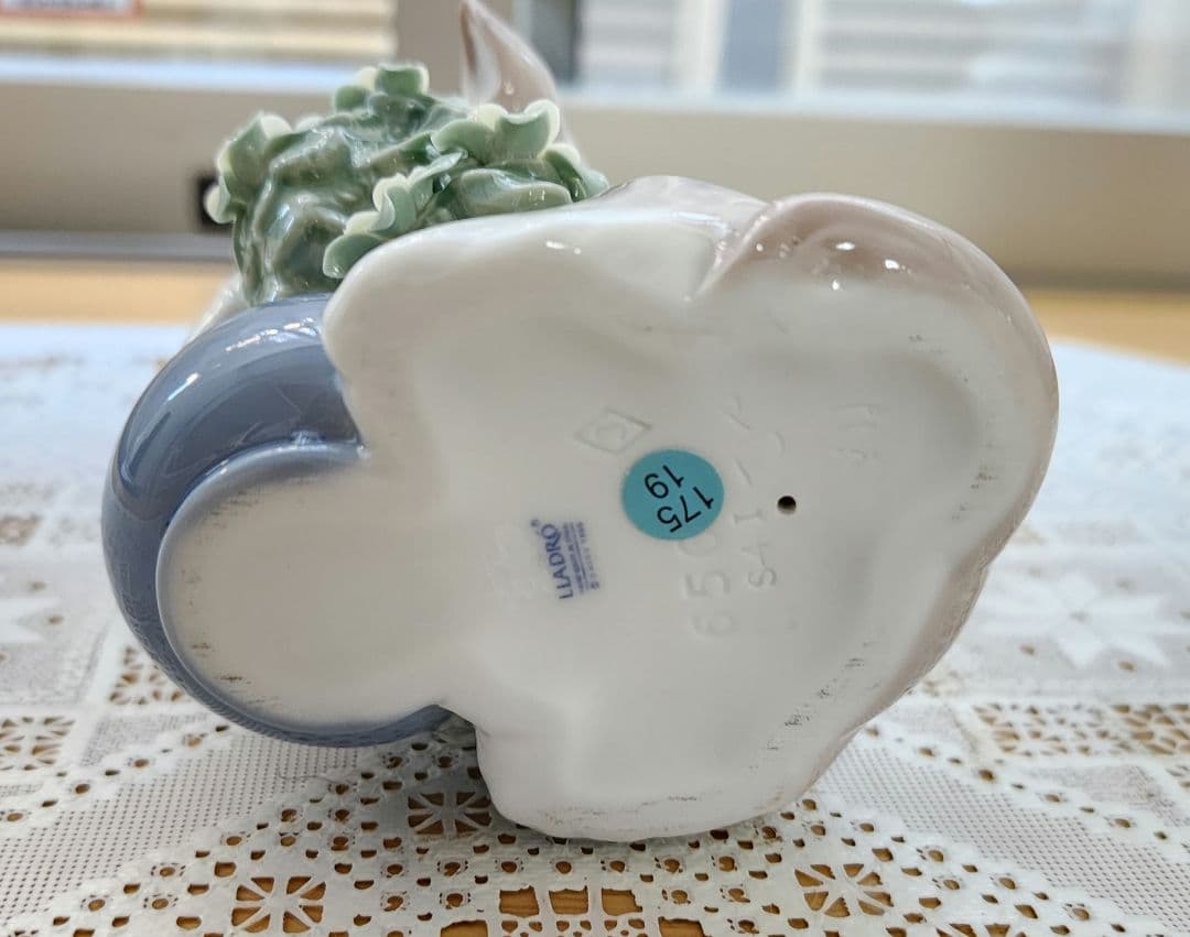 極美品 LLADRO リヤドロ お昼寝の場所