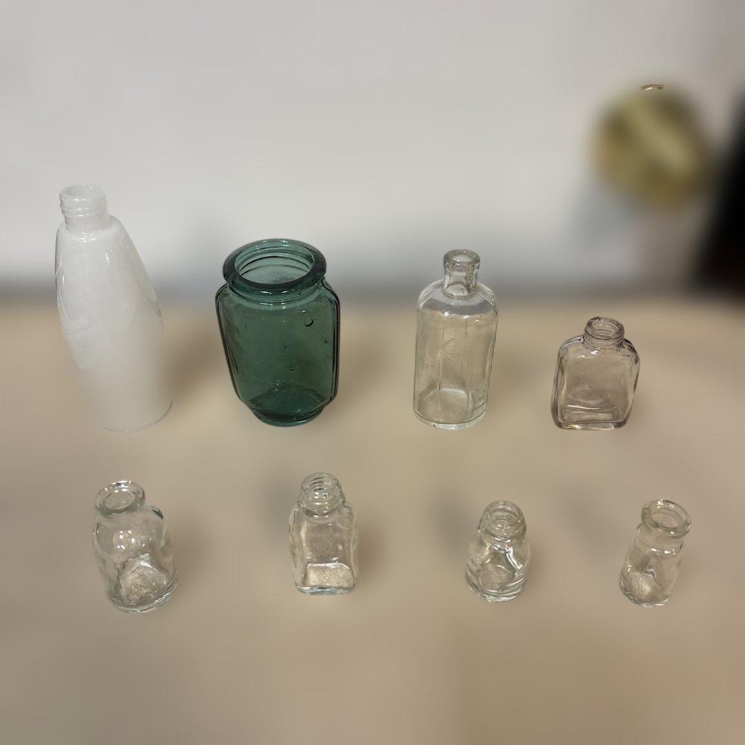 MR-451A ガラス瓶セット 8個 透明緑白コレクション　レトロ　アンティーク