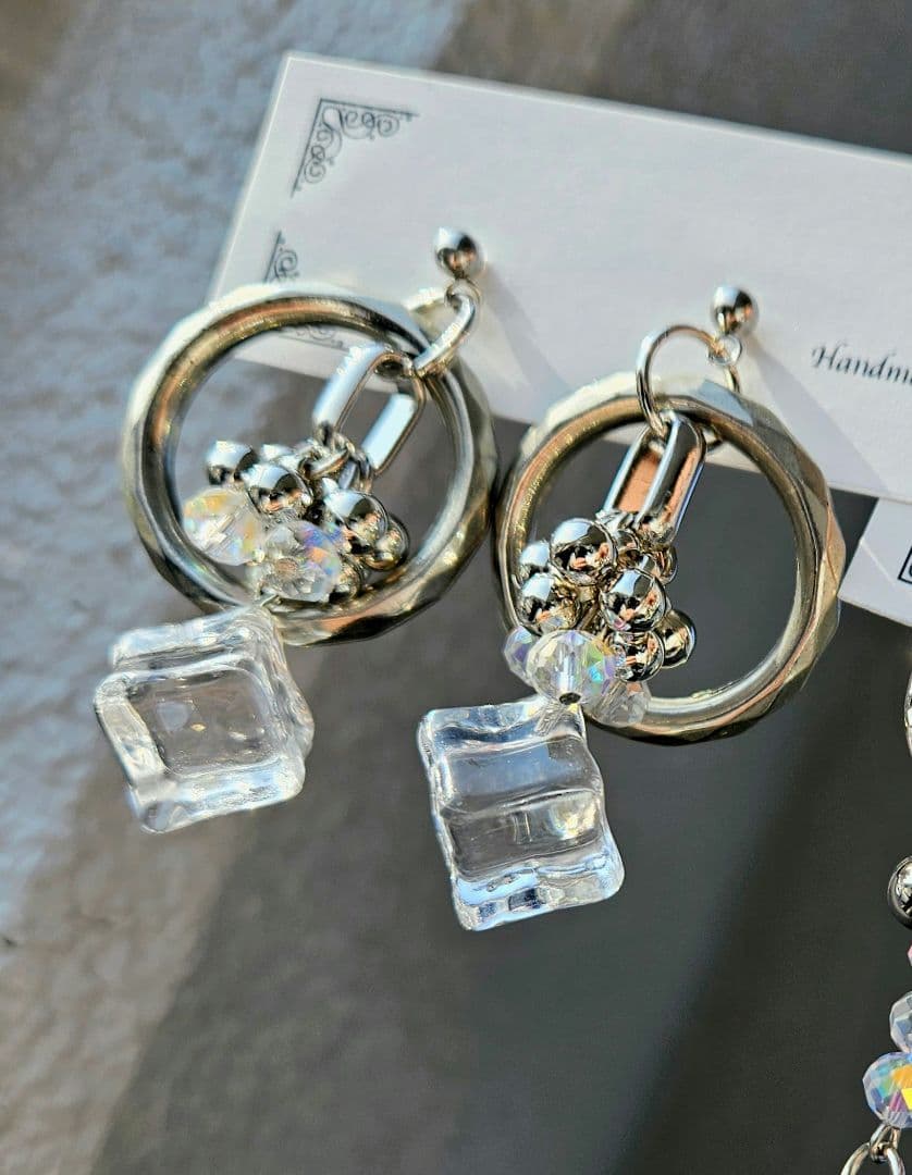 大ぶりピアス シルバーピアス じゃらじゃらピアス 金属アレルギー対応