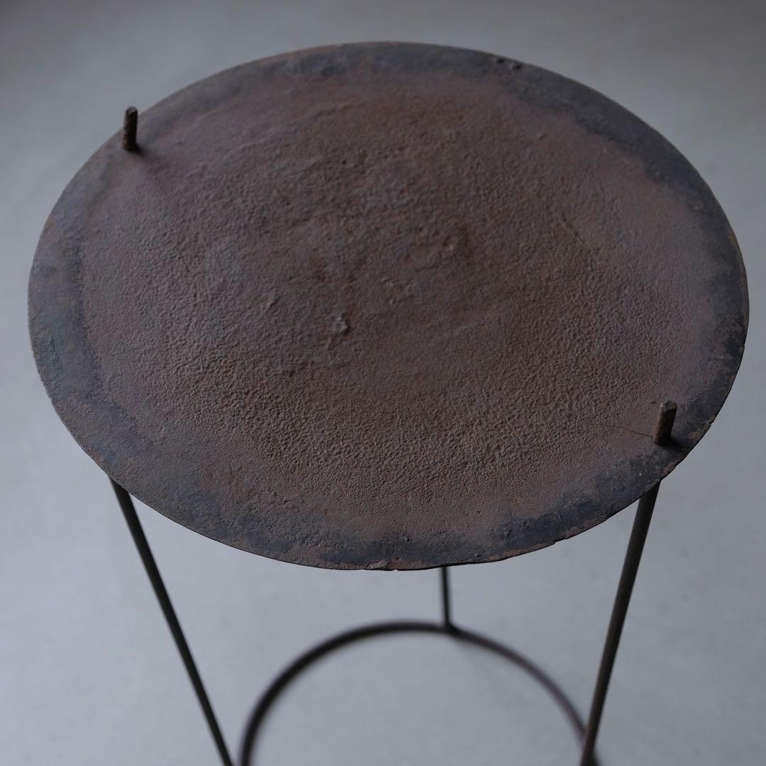 鉄のサイドテーブル　展示台 インダストリアル 工業系 古家具 古道具 レトロ