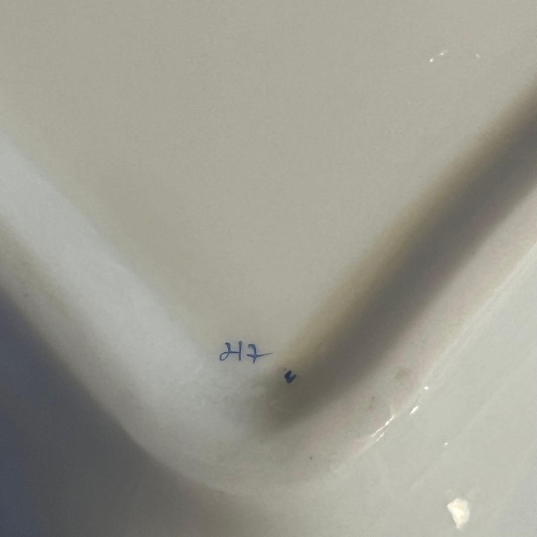 【美品】ヘレンド ウィーンの薔薇 トライアングルディッシュ 24.5cm