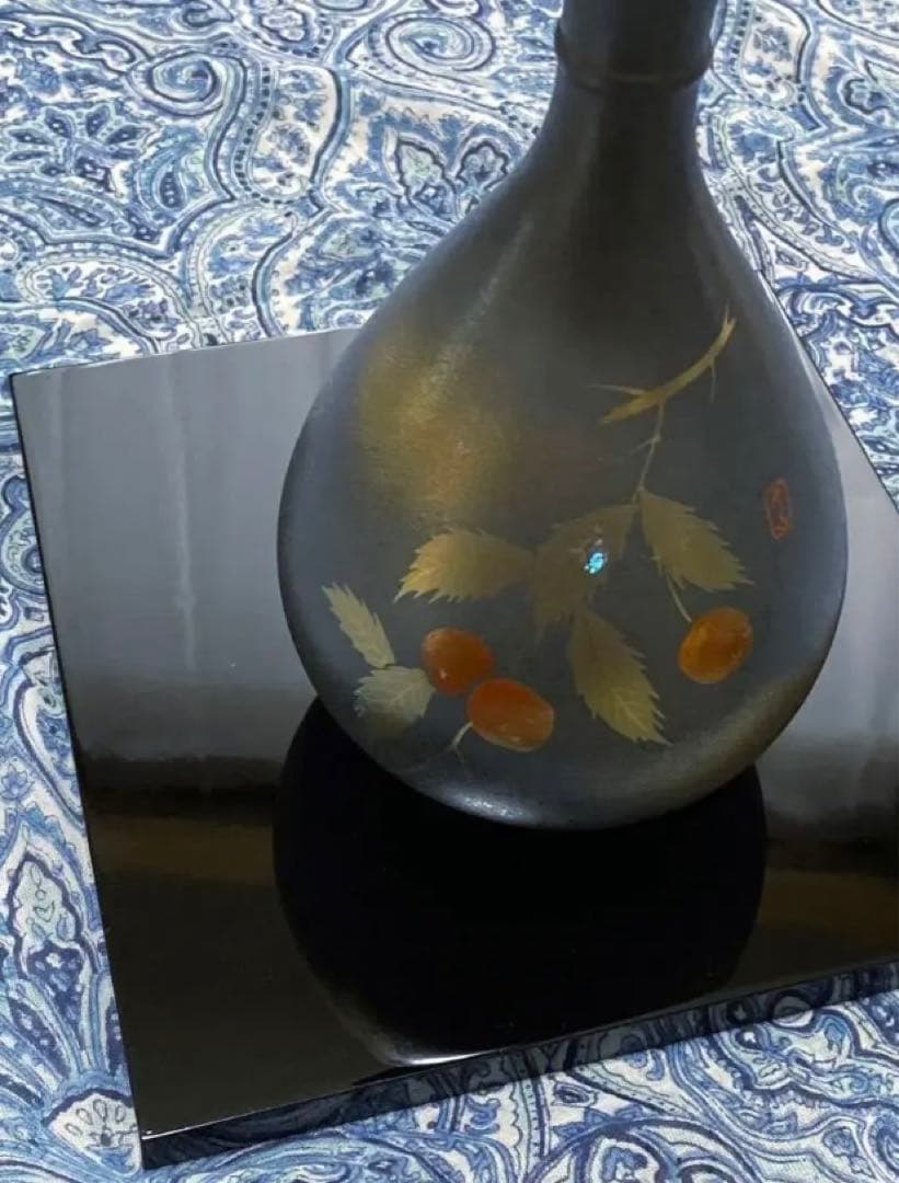 金運爆上げ　風水最高！門外不出品　1点物　漆塗台座付き　特殊朱銅製壺花瓶　月山釜