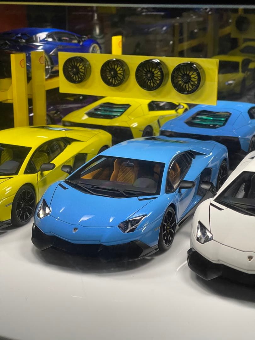 訳あり Aa ランボルギーニ アヴェンタドール LP720 1/18 - メルカリ