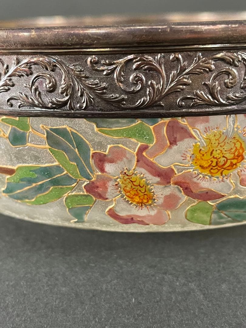 アンティークバカラ　シャルル・ヴィジェエナメル彩林檎花飛蝶紋大飾鉢